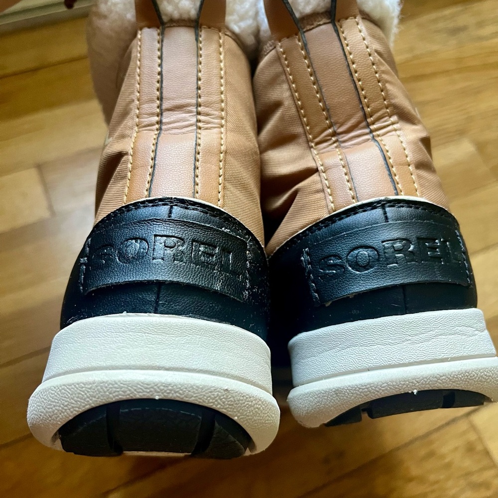 Sorel Women’s Explorer Carnival Waterproof Boots in ‘Elk’ - Picture 7 of 12